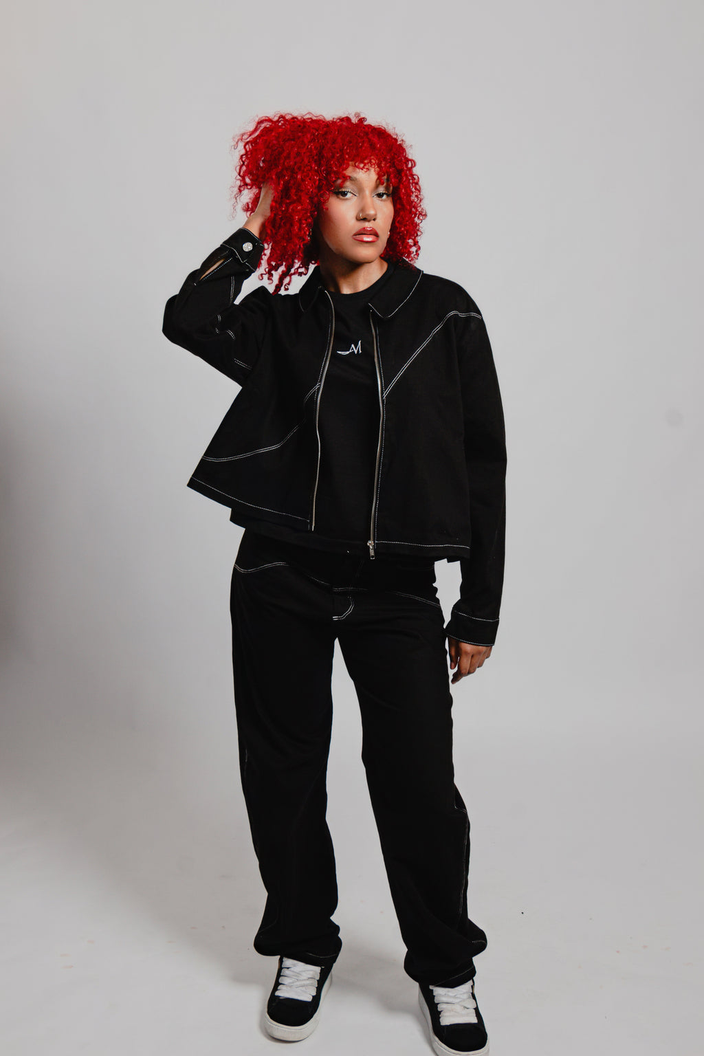VESTE COURTE SURPIQURES