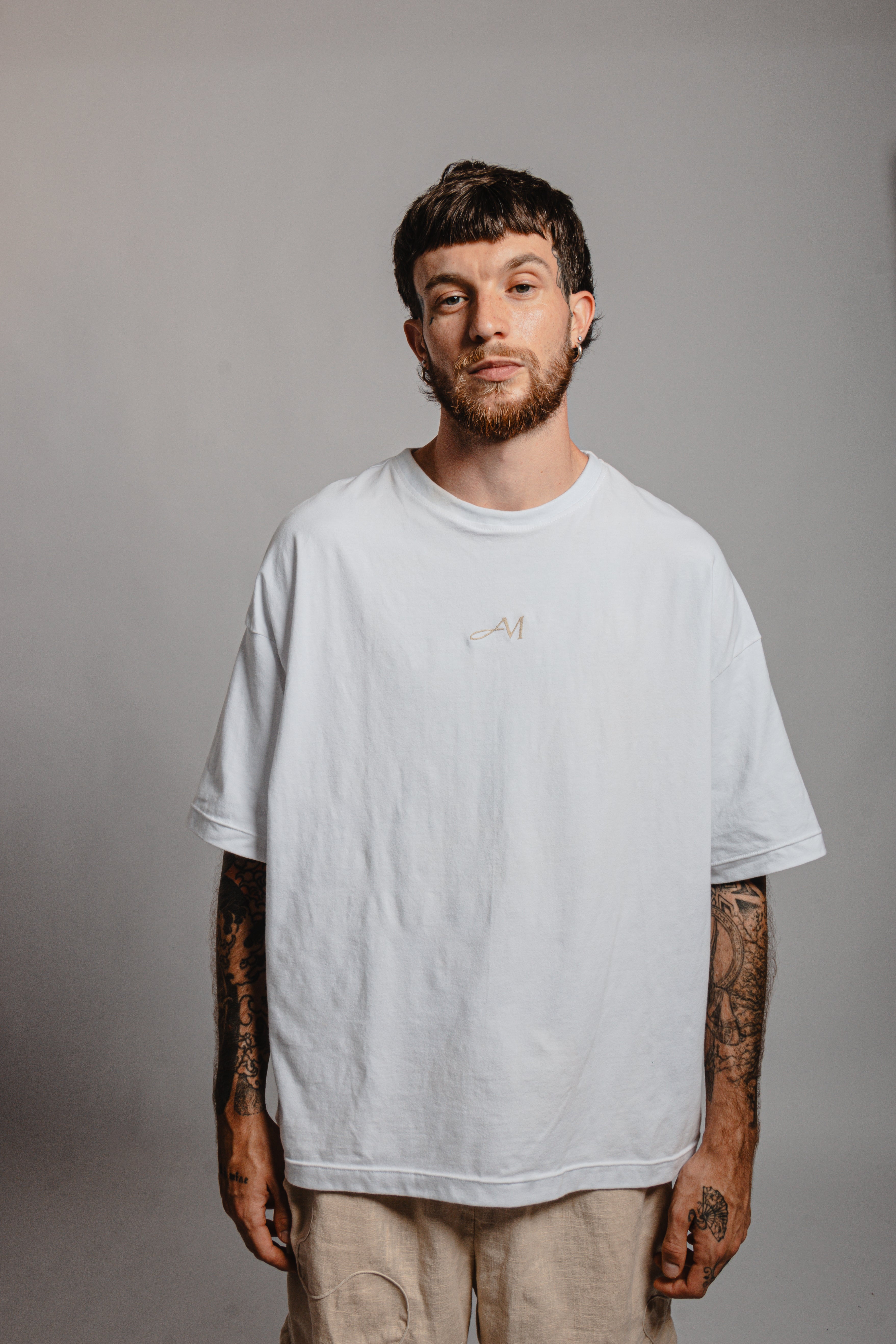 T-SHIRT BLANC LOGO BEIGE