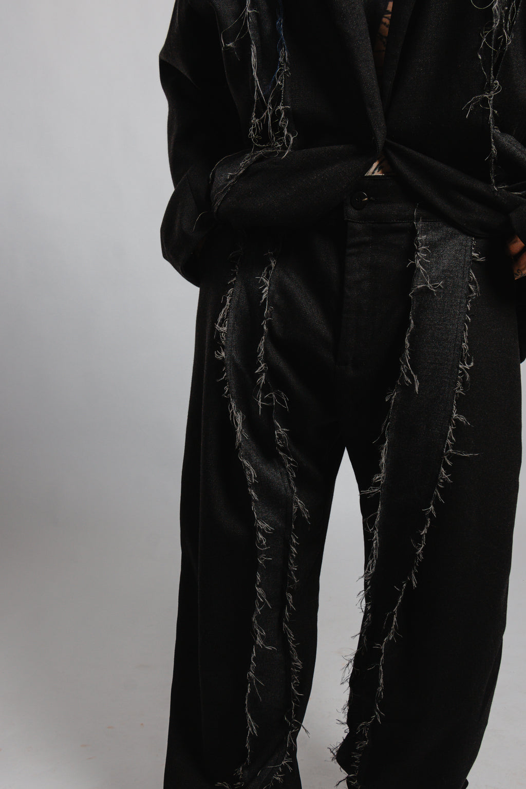 PANTALON NOIR EFFILOCHE