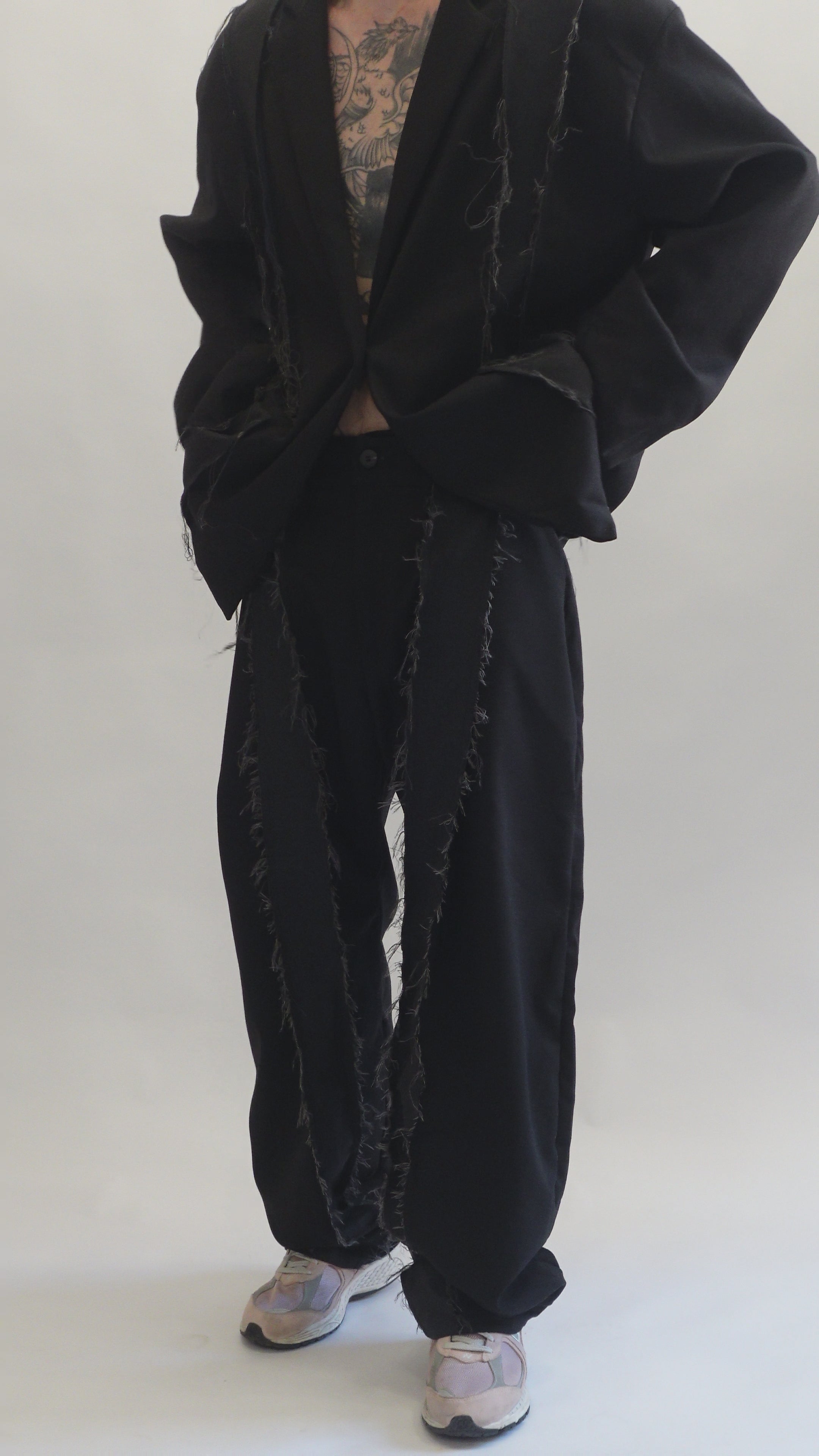 PANTALON NOIR EFFILOCHE